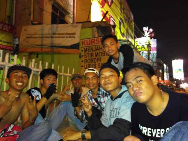 GD.Ramanda ngeramaikan partynya <a href="/PasukanTede/">IG: PasukanTede</a> !!!