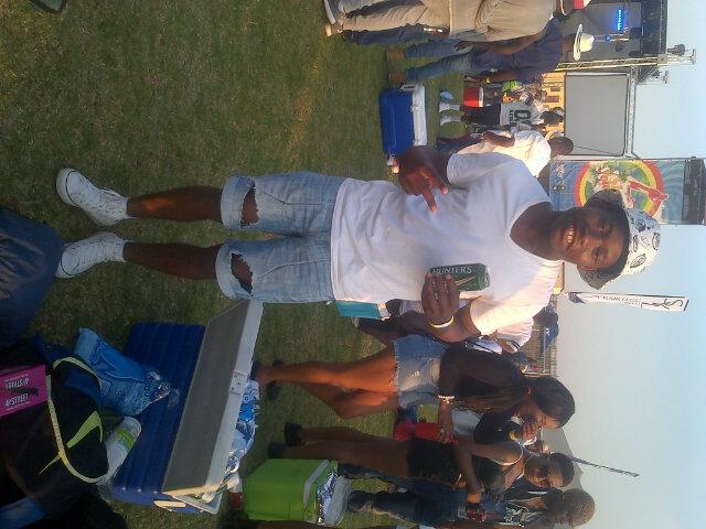 sheriffshots_'s tweet photo. Look at the background #ShowYourLegs it was lit dankie @Hlathibaby for hosting us.. #RunTembisa #1632 http://t.co/E4hQQEvYew