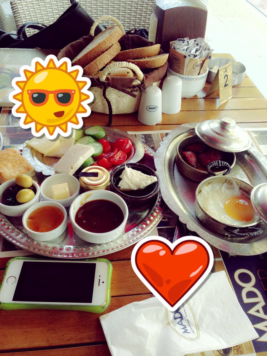 ZeynepUnsal's tweet photo. #morningsss❤️bir pazar kahvaltisi❤️ (@ Mado in Yalova, Türkiye) https://t.co/v6reuZRnJw http://t.co/3cOFAfiHBT