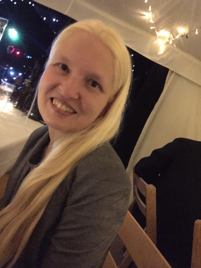 Dannii Minogue On Twitter Selfiesaturday New Colour Quecolour