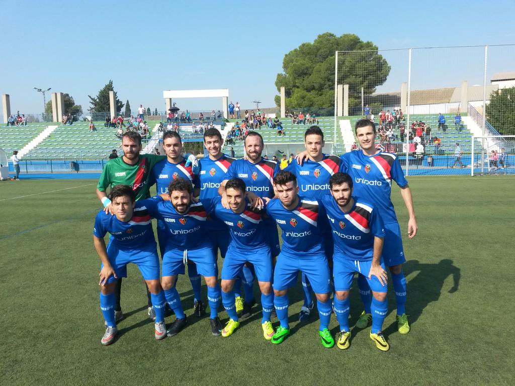 CiudadDeMurcia's tweet photo. Once inicial del CAP @CiudadDeMurcia frente a @NuevaVanguardia http://t.co/O46LJbVS9c