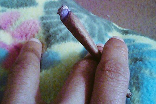 80rianna's tweet photo. 4:20 #kushclock #420 #bedpeace #TeamKUSH #sweetgreensandgoodnight http://t.co/V8L5da5OyI