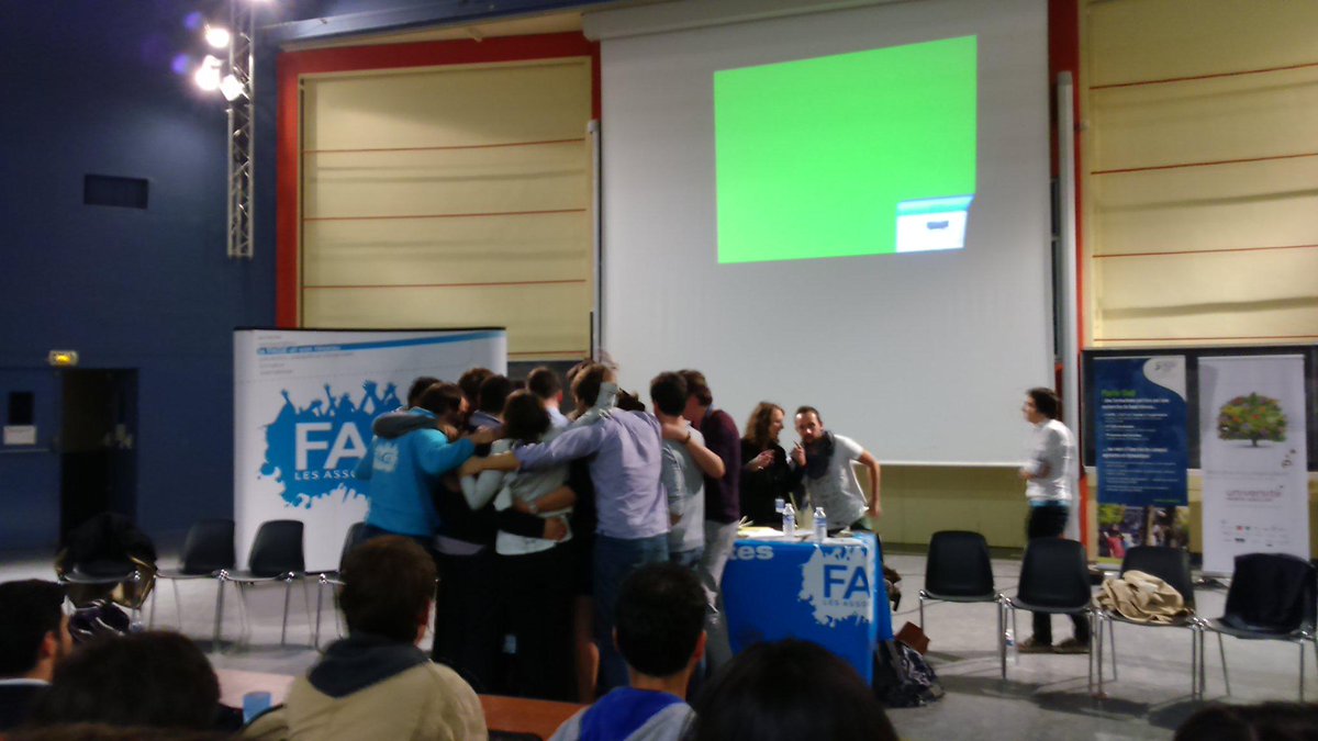 ANESTAPS's tweet photo. L'@ANESTAPS  était présente ce week-end au #Congres15 de @La_FAGE. Bravo au bureau 2014-2015 pour ce mandat ! http://t.co/V6lwsnZUEY