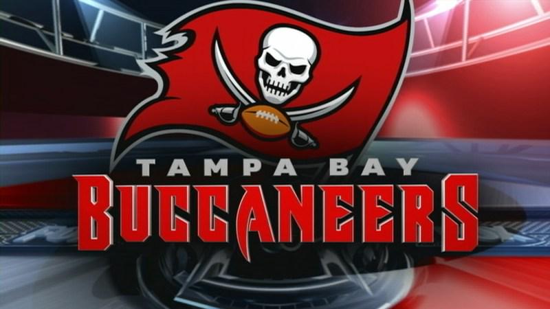 FOX13News's tweet image. The @TBBuccaneers will take on the Texans in Houston today! Kickoff is set for 1 pm. GO BUCS!