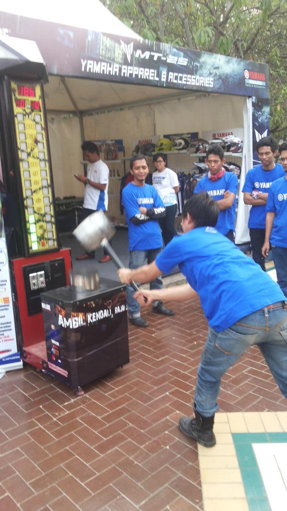 Aktifitas temen" YRFI #yamahaburtor2015 #lampauidirimu <a href="/motorplusweekly/">MOTOR Plus-Online.com</a> @YamahaIndonesia @YRFIndonesia <a href="/YRFI_Jakarta/">YRFI_Jakarta</a>