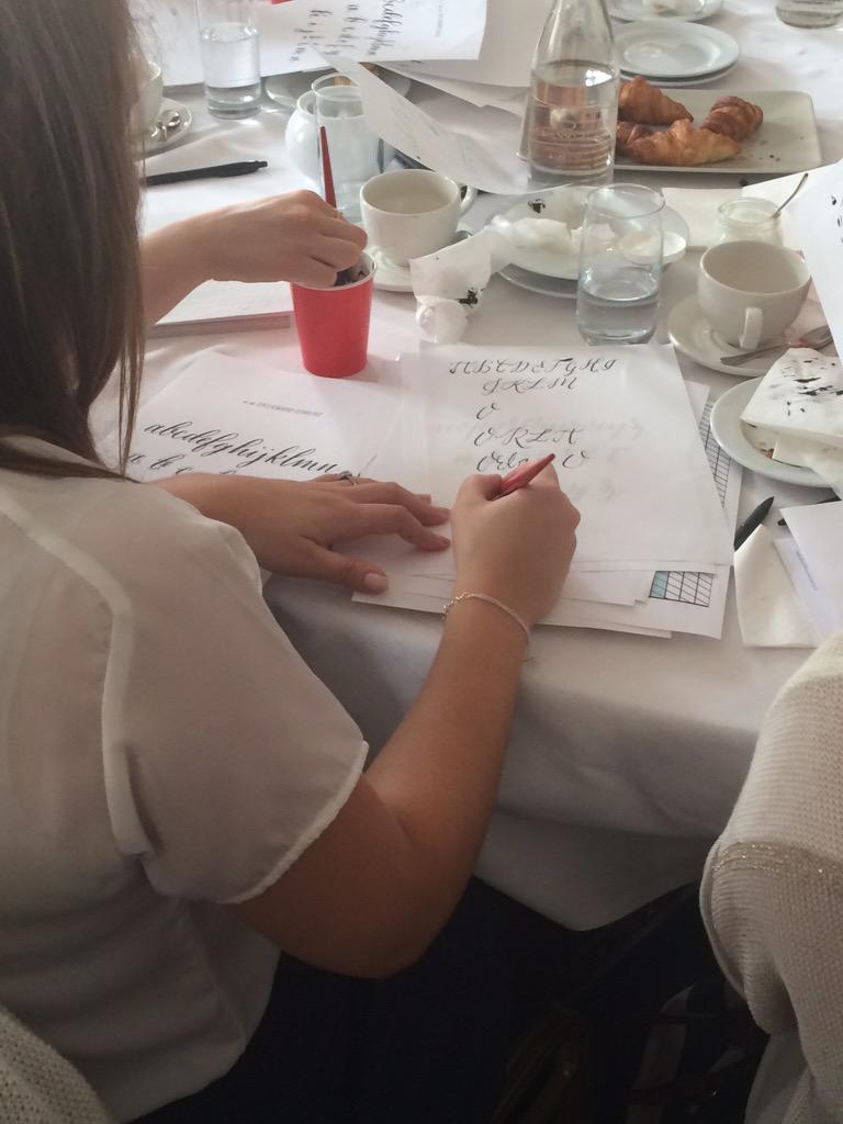 TheAisleBySaraK's tweet photo. Unreal! I never knew #weddingcalligraphy was doable! Thanks to @JetteVirdi @image_magazine #imagebrideprep http://t.co/dtOk3B0HbD