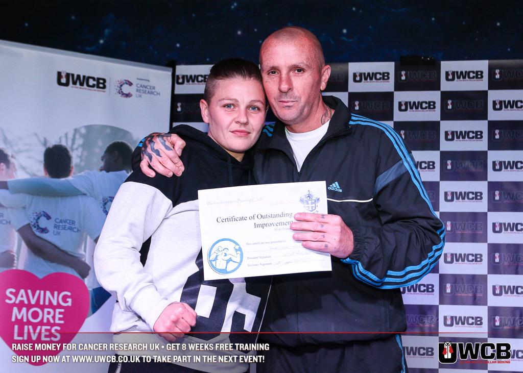 LfcWednesfield's tweet photo. It's fight night for our champ, good luck Han #proud #cancerresearch #whitecollar #believe #wennyaywe http://t.co/Pa5RR0kHGQ