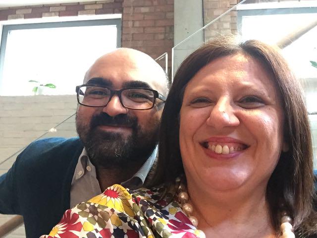 Eventi_BellaIta's tweet photo. Grande parterre per #ecichefcontest la giuria ha appena finito di degustare i piatti degli #italianchefs #GEIE #GAL http://t.co/8pjKZHMHrn