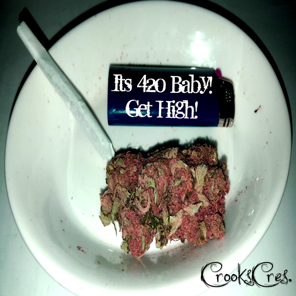 CrooksCresent's tweet photo. #FourTwenty #GetHigh #WakeNBake #SmokeUp #CrooksCres #HighLife #Stonerlife #Stonerfam #Kush #Chronic #Vape #JointBong http://t.co/1Fdsw29HnU