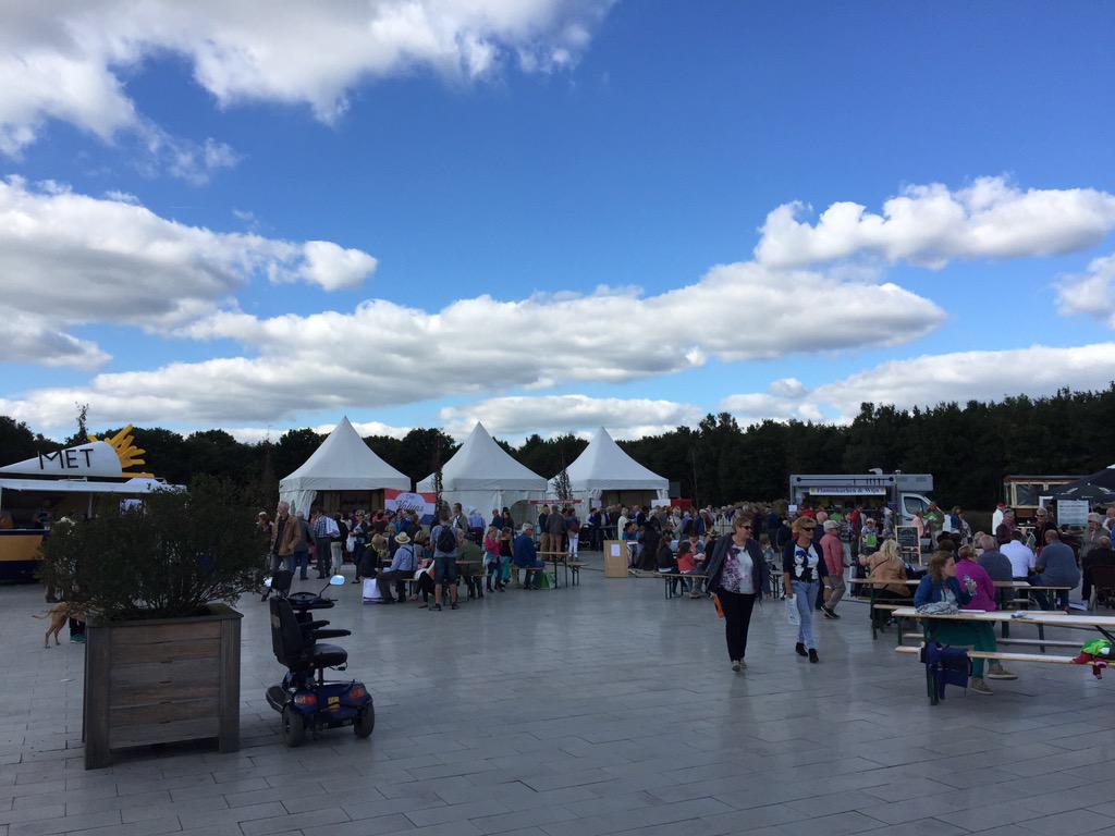 Wat een gezellige drukte op het Floriadeterrein in Venlo bij het weekend van de Smaak <a href="/RegiovandeSmaak/">Regio vd Smaak</a>. Echt Top!