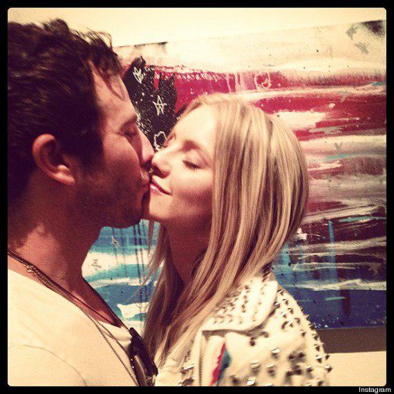 ElleEvansDaily's tweet photo. #flashback: #ElleEvans and her #ex #exbf #exboyfriend #artist #GregSiff #GregorySiff http://t.co/B5uJ7W9Z91