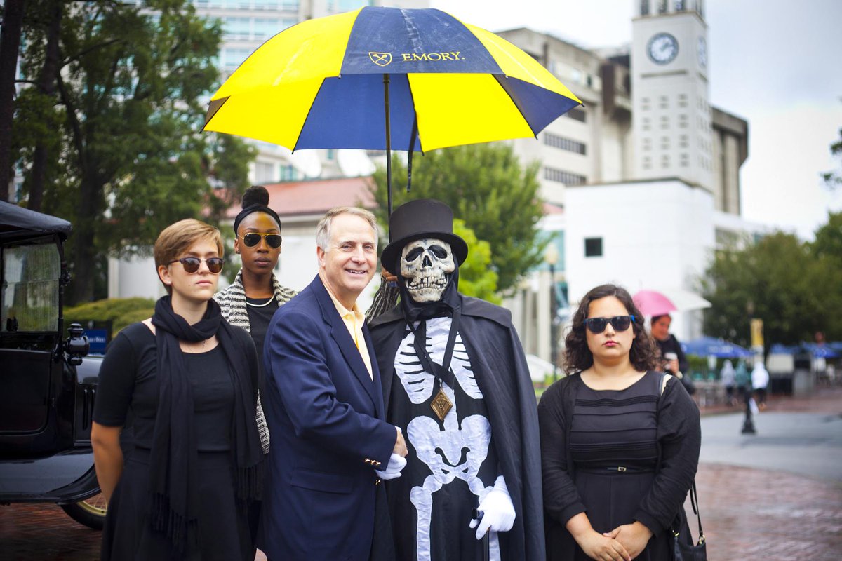 EmoryUniversity's tweet photo. A little rain didn't dampen our homecoming spirits yesterday! Thanks to all who came home to celebrate. #ImInEmoryHC http://t.co/d1fF5I4tNj