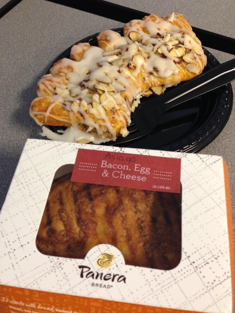 jayqubed's tweet photo. Fanciest breakfast ever. #daemondash #panera http://t.co/H0Mp8fcEer