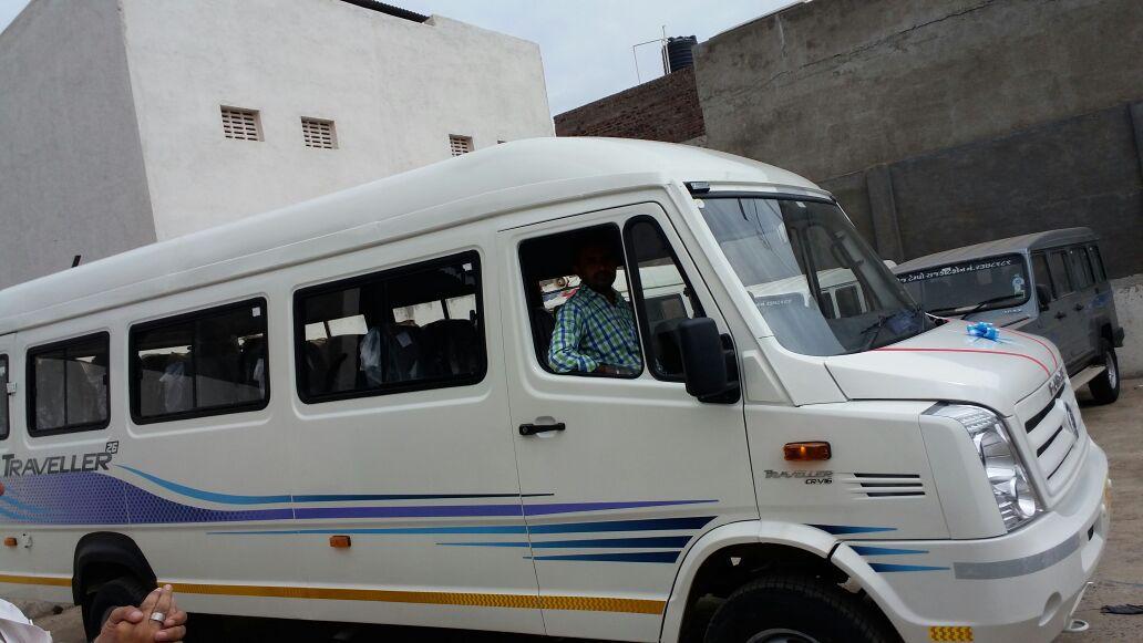 jaypalseth's tweet photo. SHREEJI TOURS TRAVELS
RAJKOT GUJARAT
Jaypal jadeja
Mo 9274258551
       9033915051 http://t.co/oS7U3wwdKy