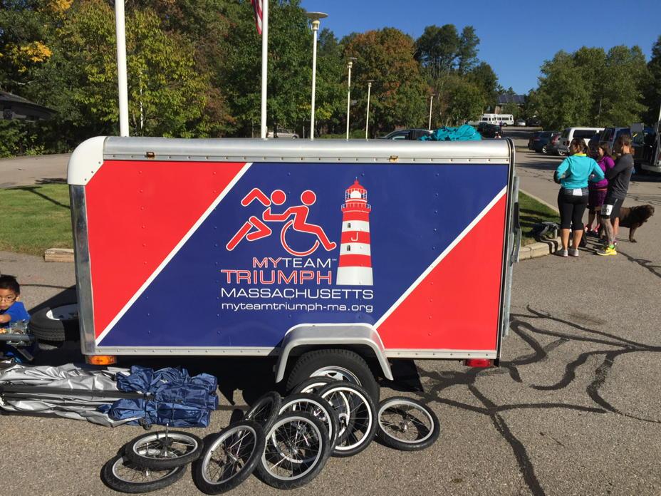 MYTEAMTRIUMPHMA's tweet photo. Set up time! @CRC5K #crc5K @charlesrivercen #charlesrivercenter5K #runningforinclusion #myteamtriumph #runtogether http://t.co/y16cgH7NSO