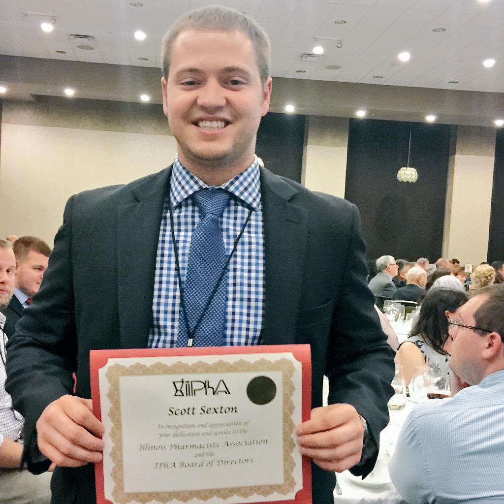 siuepharmacy's tweet photo. Scott Sexton getting recognized as outgoing Student Delegate from #siuesop #ipha2015 http://t.co/vyUC95eSkf