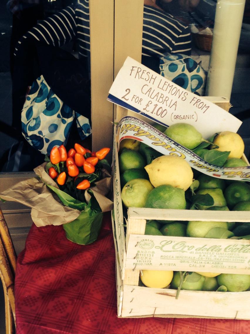 LittleSardegna's tweet photo. Limoni !!!! http://t.co/Lw5KBtpuL2