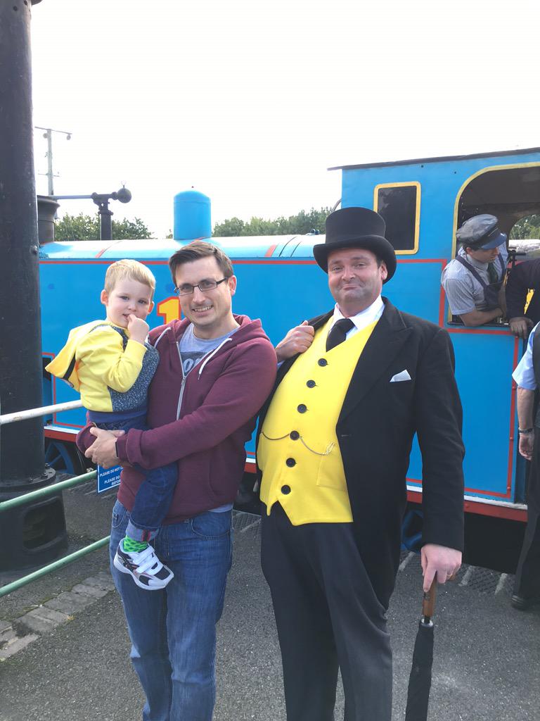 vicki__hakes's tweet photo. Fun day out at @colnevalleyrail with #ThomasUK http://t.co/vV6M4JPFDD