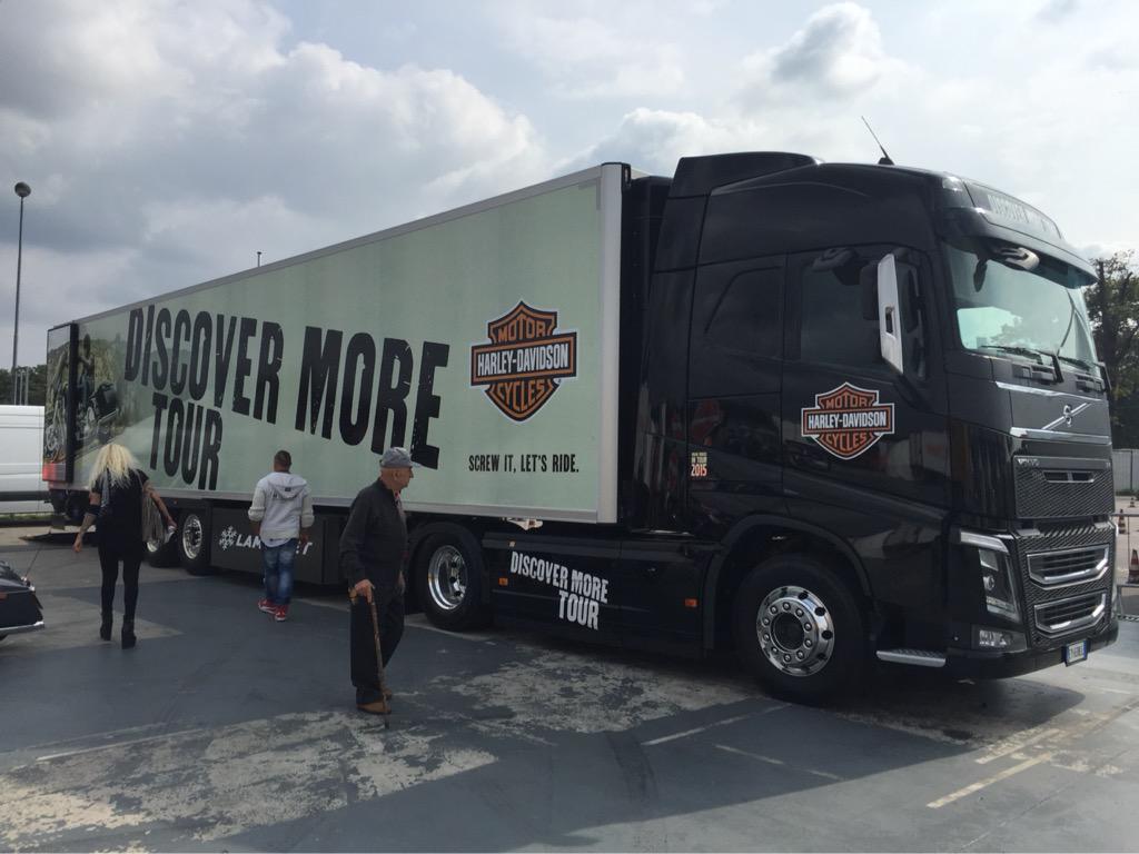 brandintown's tweet photo. #cre #quickleads #brandintown #streetfood #autodromonazionale #monza foto evento su: http://t.co/7Ovbmnwx9N http://t.co/0JjTKa7B5i