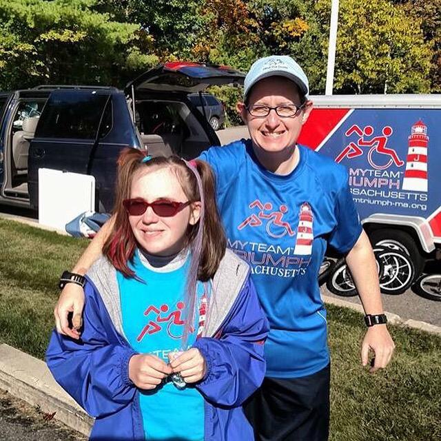 LazyLobsterRace's tweet photo. Captain Mikayla and Angel Andrea at the @CRC5K @charlesrivercen #crc5k #irun #runningforinclusion #weruntogether http://t.co/du4TqakmEc