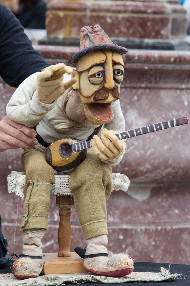 thierrymic's tweet photo. @festivalpuppet #fmtm15 #fmtm #charlevillemezieres http://t.co/rdpcnPBAJc
