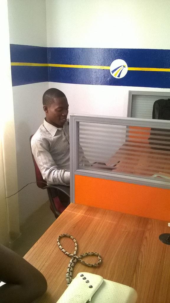 emmanuelkpeglo2's tweet image. 