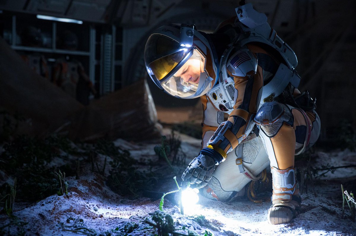 ForbesScience's tweet image. 'The Martian' succeeds in making science an exciting part of the plot: forbes.com/sites/alexknap…