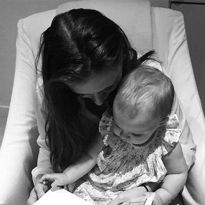 MerkelsBeauty's tweet photo. Chelsea Clinton Celebrates Charlotte’s Birthday with Sweet Bedtime Photo via PEOPL… http://t.co/IvW5aVUVfs http://t.co/XG8sfqwME9