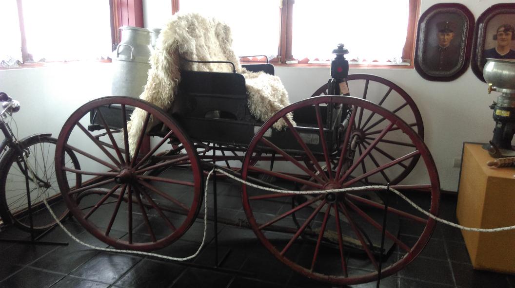 pplscollection's tweet photo. Great day at the Sarmiento Muesum...saw their fantastic collection and met some locals of Welsh decent. #CyWladfa http://t.co/DjhUUEkgT2