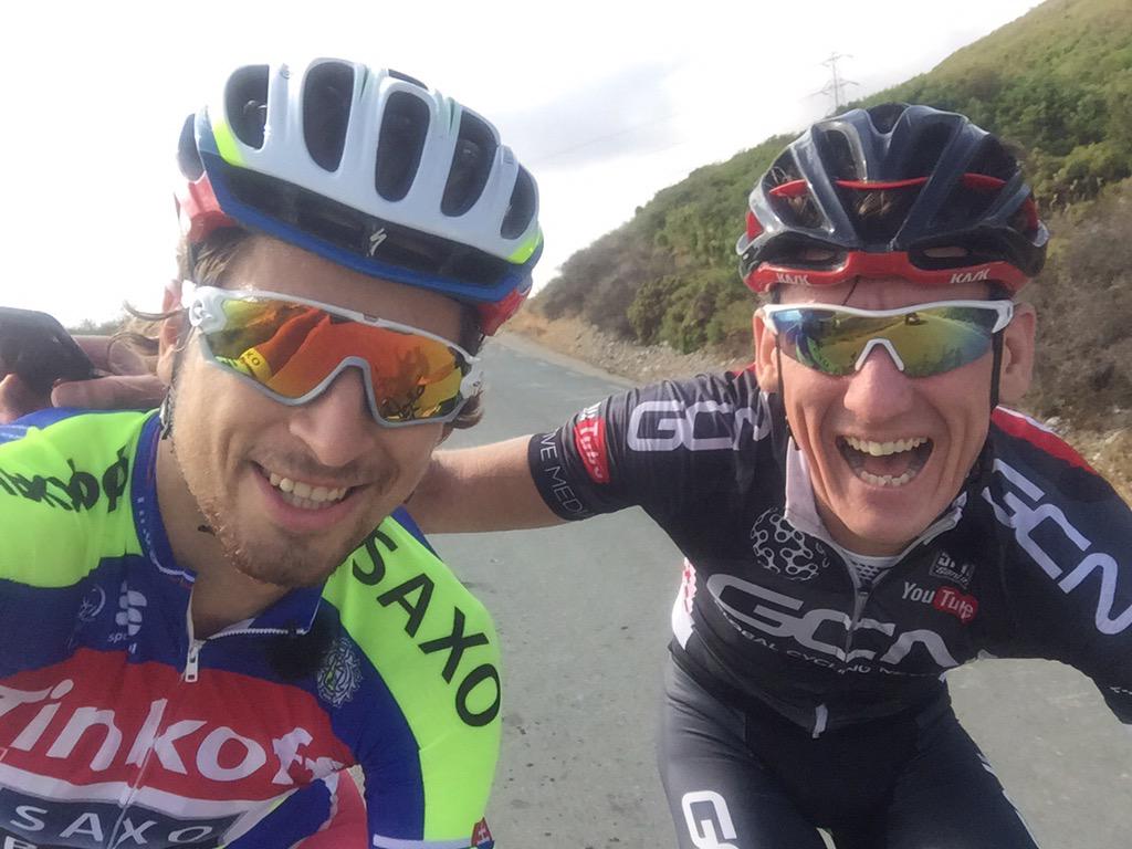 RealStephens's tweet image. Top chap and also better at taking selfies than me. Chapeau to @petosagan today. #Richdmond2015