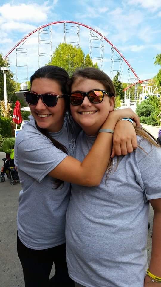 SmilesForTravis's tweet photo. Pediatric cancer day at Dorney! Thanks @AlexsLemonade @PCFLV 
#ChildhoodCancerAwarenessMonth 
#siblinglove #gogold http://t.co/7QYK5l0MdM