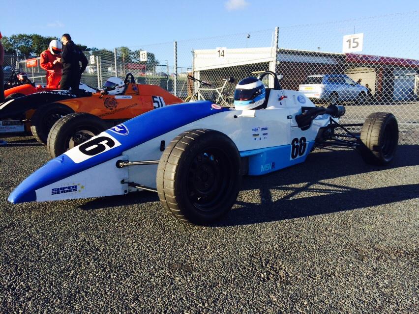 GravelTrapped's tweet image. @RobCourtneidge about to make his FFord race debut...no pressure mate #racingface #datadonkey #flatthrupaddock