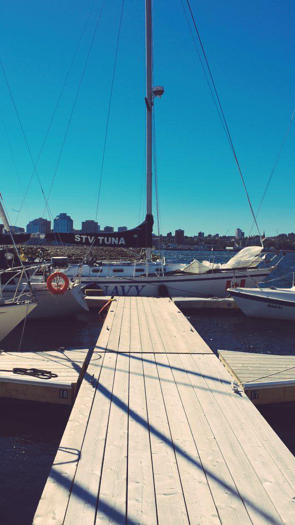STV_TUNA's tweet photo. STV TUNA tied up at @kingswharffares  for @Stadband  Reunion! Awesome Pig Roast! @greatbigseas @RCNCPO @Trident_News http://t.co/6ejH7v8jFx