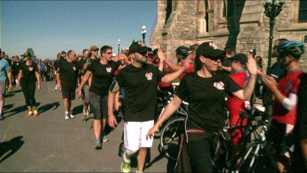 CBCAlerts's tweet image. Fallen police officers honoured at Parliament Hill memorial service: cbc.ca/1.3245750