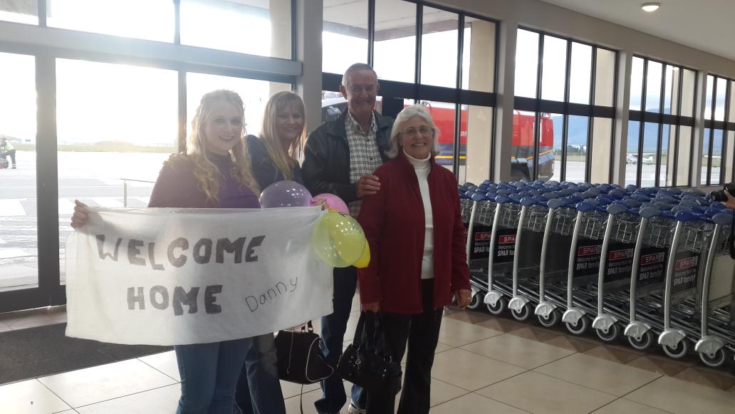 SagreeChetty01's tweet photo. Family of detained SA man in Equatorial Guinea eagerly await his arrival at George airport. #sabcnews http://t.co/r9F4BA33YL