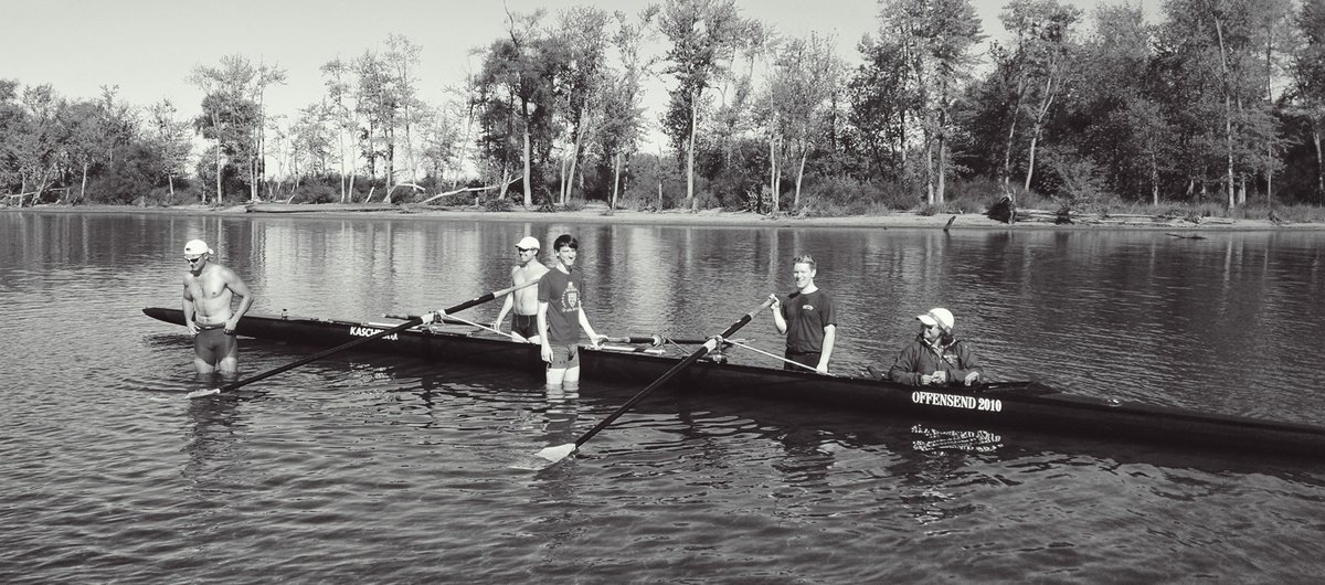 Varsity Men having a Saturday stroll in the lake #UVMCrew