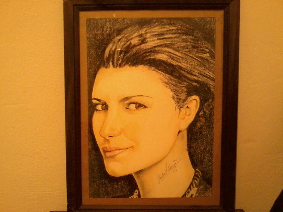 SANRAVALZ's tweet photo. @LauraPausini deseo te todoo corazón que un día me puedas decir que tenes los 2 cuadros que te regale!! http://t.co/TpaPO004Pa