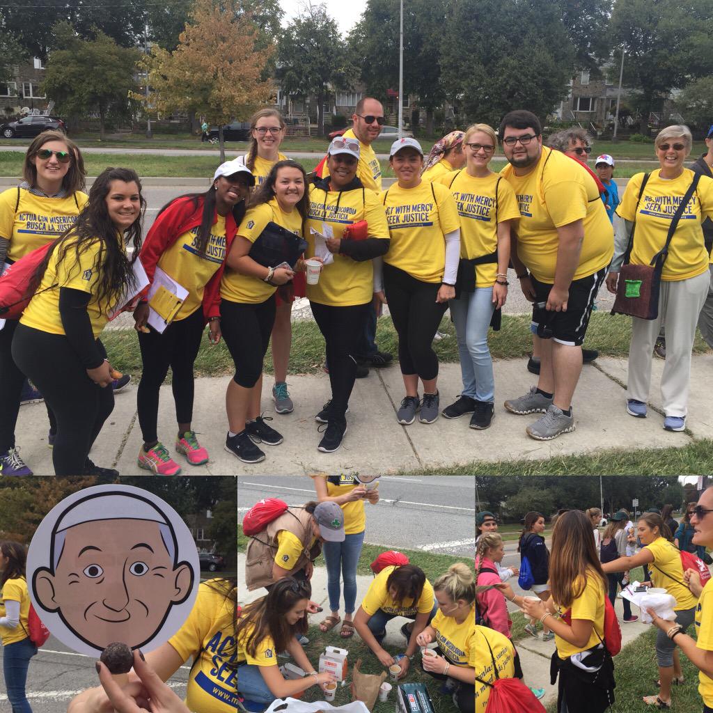 GMercyU's tweet photo. Pit stop for some Dunkin' Donuts on the route to Pope Francis! #GMercyUPope #GMercyU #MercyandJustice http://t.co/vnLnSrQV5C