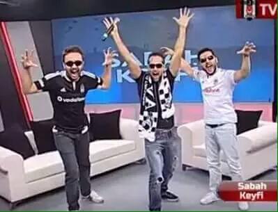 Turkish_Troll's tweet photo. Besiktas Fans right now #OwwYeah http://t.co/X0ARqYPxGV