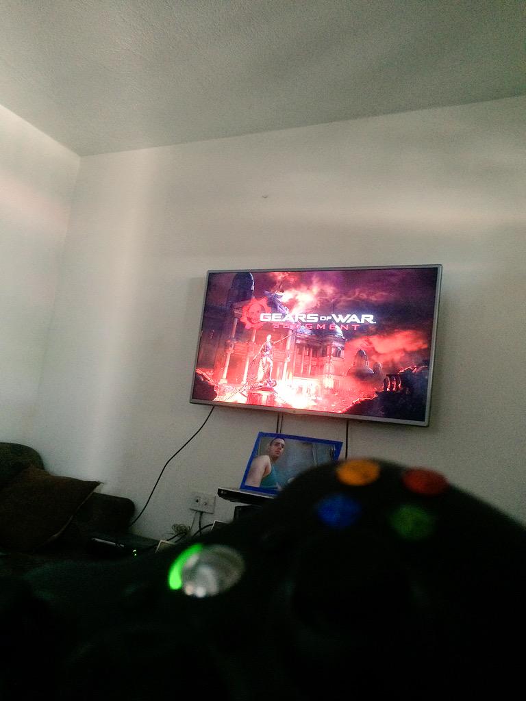 crowvd28's tweet photo. Domingo de mero #GOWjudgment http://t.co/ntnBv4NIPE