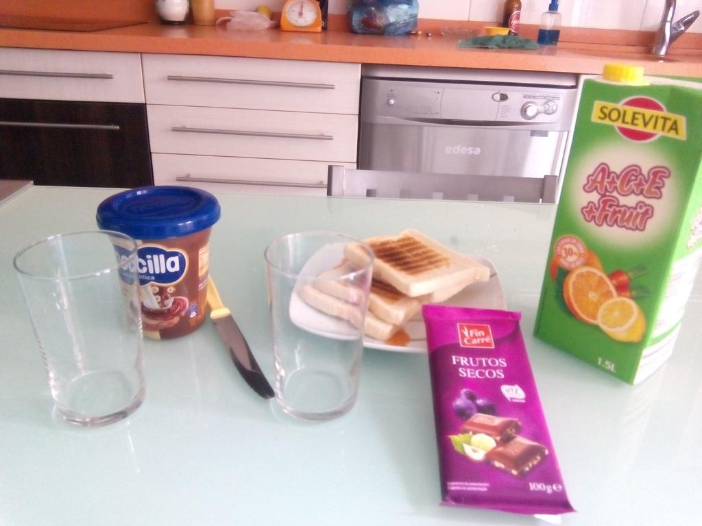 Mapii8's tweet photo. Para despedir la semana. @DavidCorcoles #MeriendaDeGordos #TeQuieroBb http://t.co/JUpAkG9msC