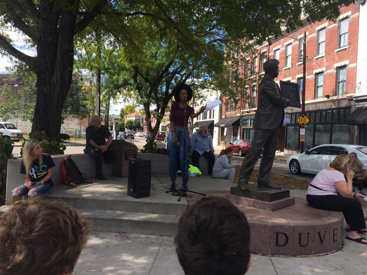 Art Off Pike tweet media