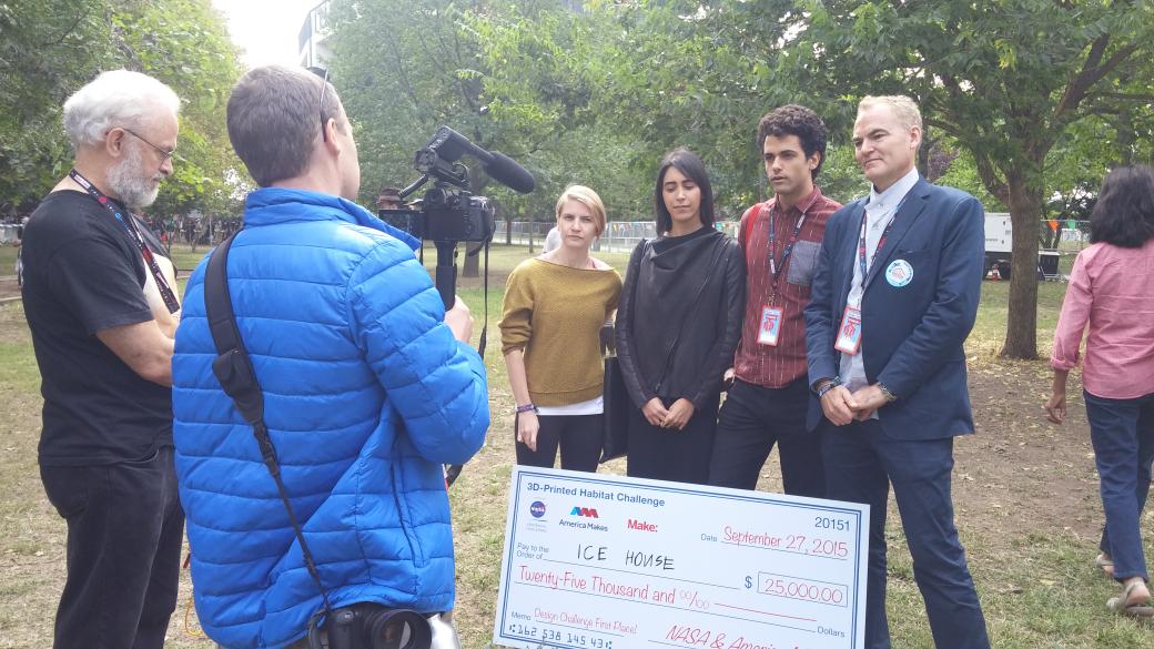 AmericaMakes's tweet photo. Winning Team ICE HOUSE and their $25K Grand Prize! @3DPChallenge @s_e_arch @NASAPrize @make @makerfaire #WMF2015 http://t.co/qNGpQ20Z8S