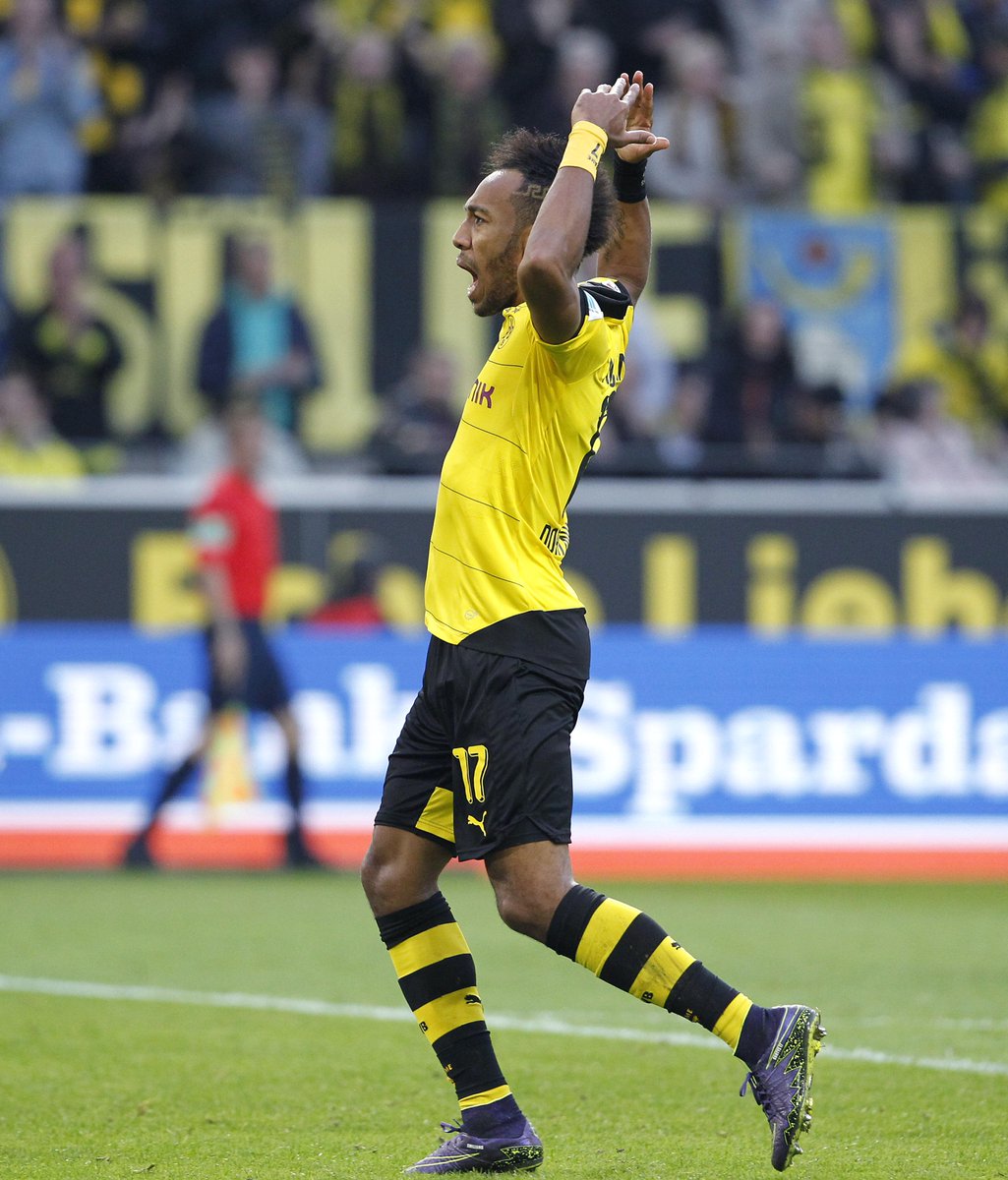 .@Aubameyang7 trifft erneut und jagt #Lewandowski! #Maschine #BVBD98