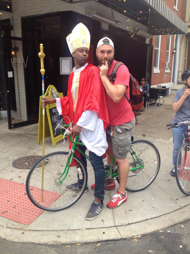 .@djsideswipe strolled on by Varga to get #blessed #PopeFrancis #popeninphl #PopeInPhilly #openinphl