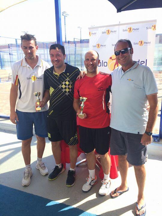 jorge_ncsystems's tweet photo. Campeones en Solo Padel con Carlos Tercero. Gracias a mi TEAM: @NCSystems PadelExpress @padelactivo @PadeLuiSanchez http://t.co/n0KApNr2Vp