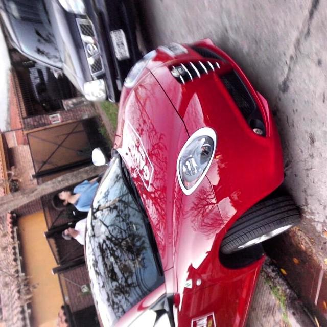 matiasbernaldez's tweet photo. Grande honor tuve , sensación inolvidable #mito #170cv #milcuatroturbo Hermosooooooooooooooo http://t.co/tPJKEuJ7SQ