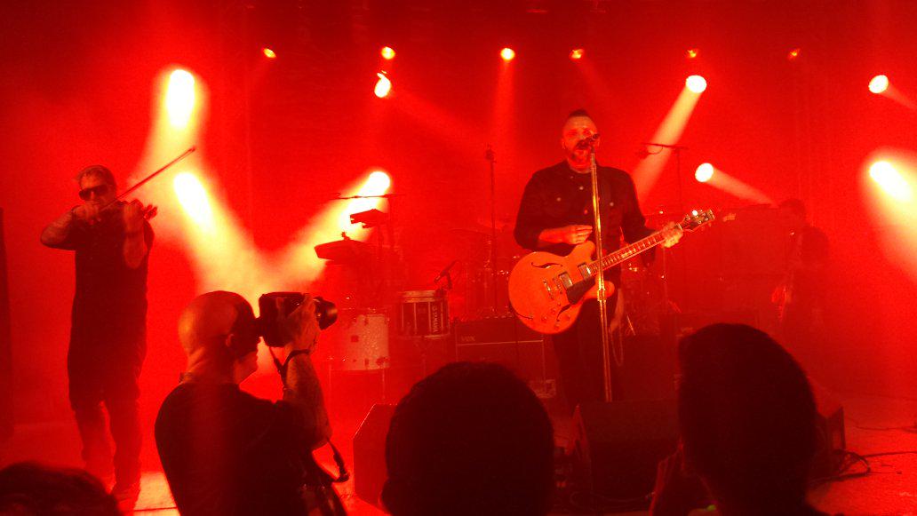 mkayt's tweet photo. @Justin_5591 ♡ 2 years ago today! Sway tour begins! Stubbs...hot as hell, but best night ever! http://t.co/bsIC8cLaq6