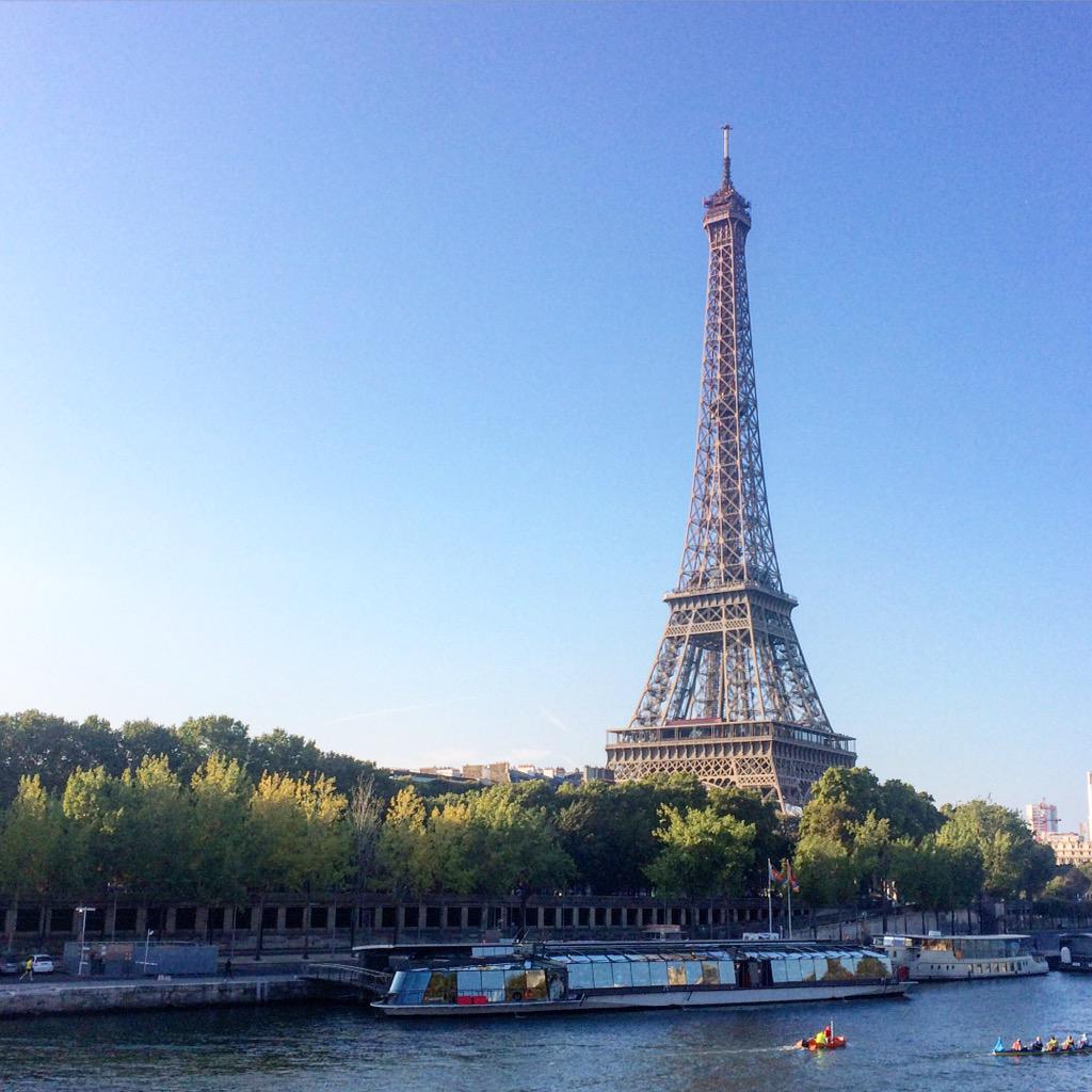 Stunning morning for the Paris to Versailles race | Well done team SMITH-WYKES!