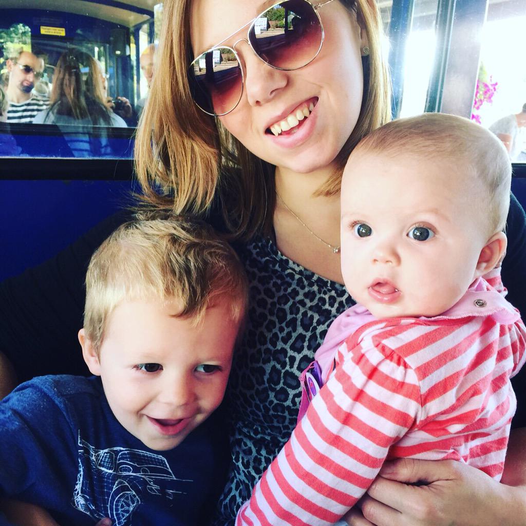 BobbieNichol's tweet photo. Lovely family day out at #BictonPark today. #SunnySunday #FamilyTime ☀️☺️ http://t.co/Zmkm8tfhya
